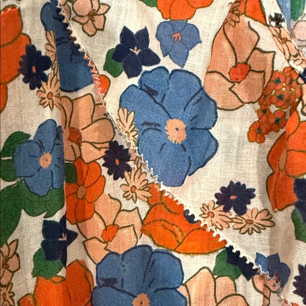 Trovata - Birds of Paradis Floral Ruffle Dress - Picture 5 of 5